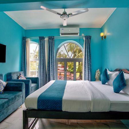 Candolim Beach White Residency Baga Ngoại thất bức ảnh