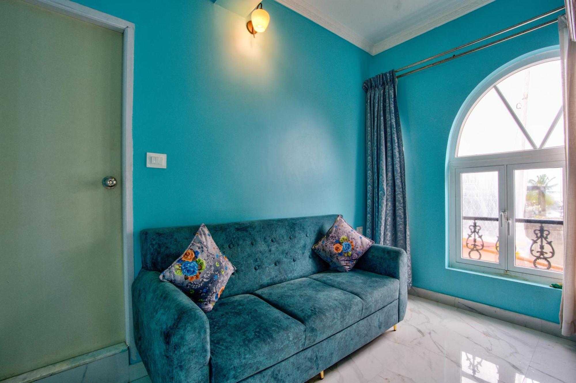 Candolim Beach White Residency Baga Ngoại thất bức ảnh